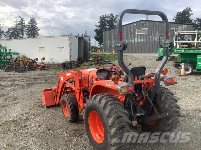 Kubota L2501 Naudoti kompaktiški traktoriai