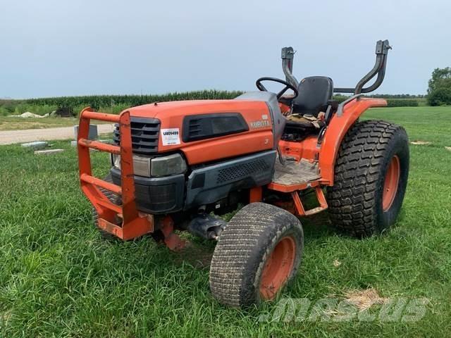 Kubota L3130D Naudoti kompaktiški traktoriai