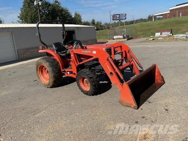 Kubota L3130D Naudoti kompaktiški traktoriai