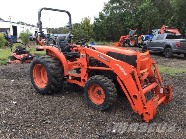 Kubota L3240 Naudoti kompaktiški traktoriai