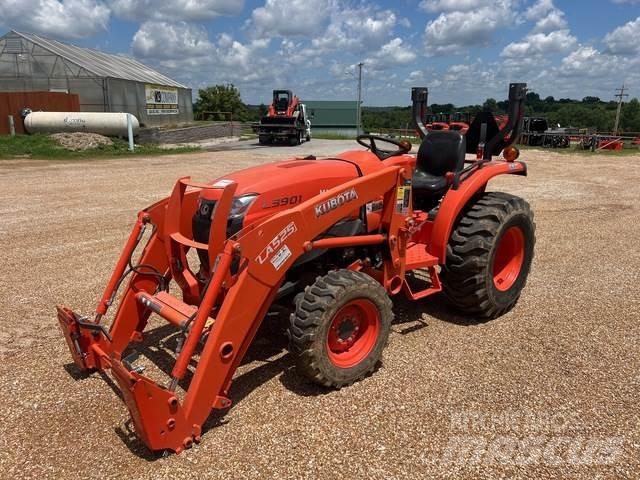 Kubota L3901D Traktoriai