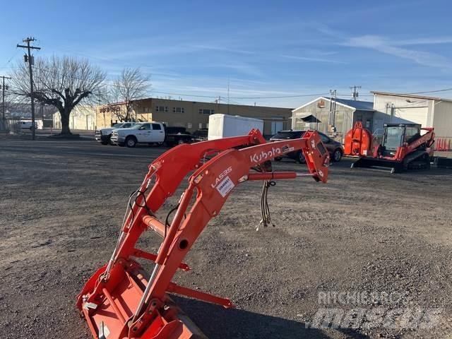 Kubota LA535 Statyba - Kita