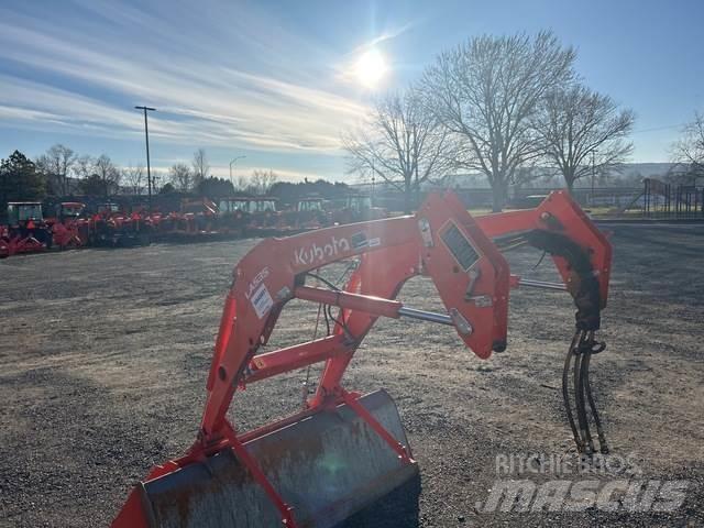 Kubota LA535 Statyba - Kita