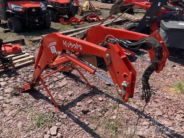 Kubota LA535 Statyba - Kita