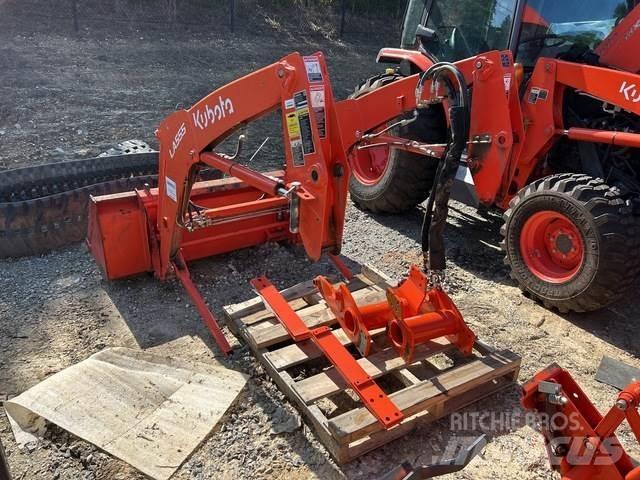 Kubota LA555 Statyba - Kita