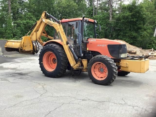 Kubota M105X Traktoriai