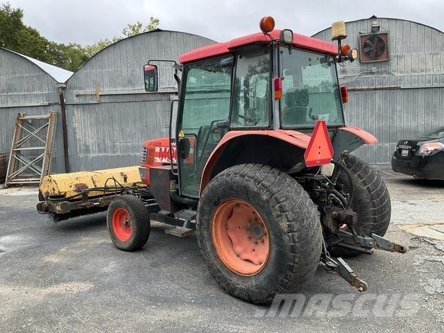 Kubota M4900 Traktoriai