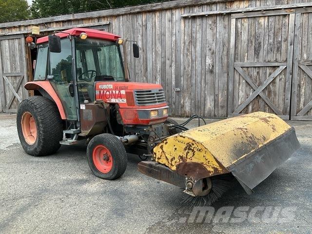 Kubota M4900 Traktoriai