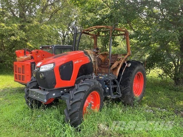 Kubota M5-111D Naudoti kompaktiški traktoriai