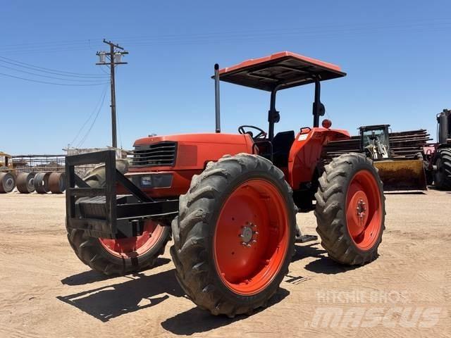 Kubota M9000 Traktoriai