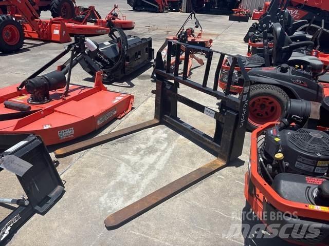 Kubota PFL4648 Statyba - Kita