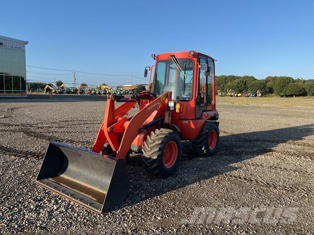Kubota R530E Naudoti ratiniai krautuvai