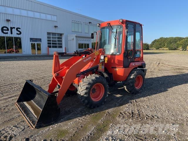 Kubota R530E Naudoti ratiniai krautuvai
