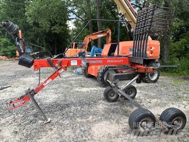 Kubota RA1042T Šieno grėbliai ir vartytuvai