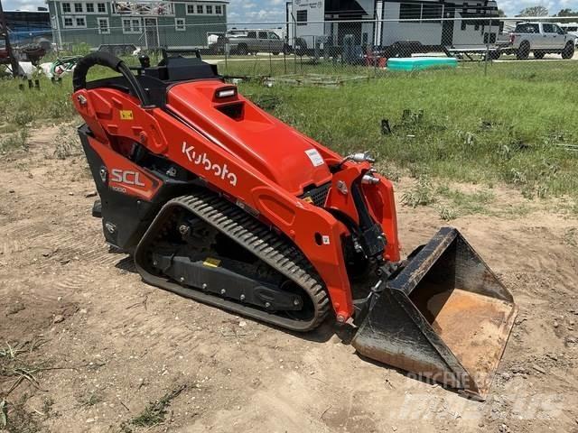 Kubota SCL1000 Krautuvai su šoniniu pasukimu