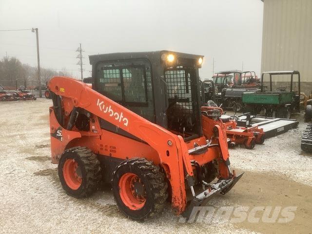 Kubota SSV65HC Krautuvai su šoniniu pasukimu