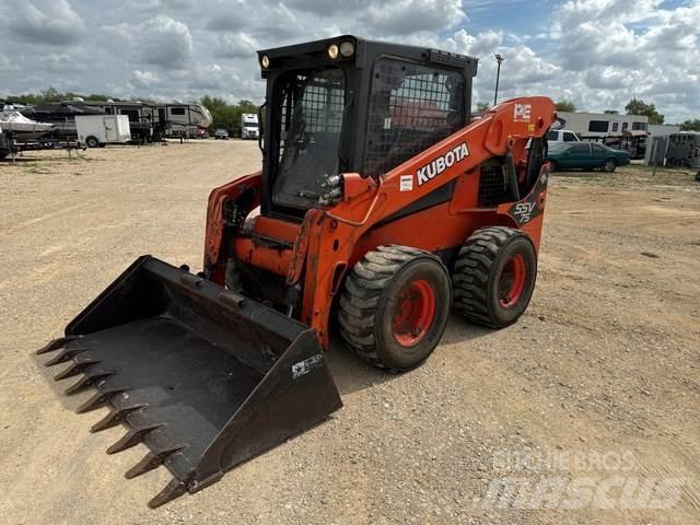 Kubota SSV75 Krautuvai su šoniniu pasukimu