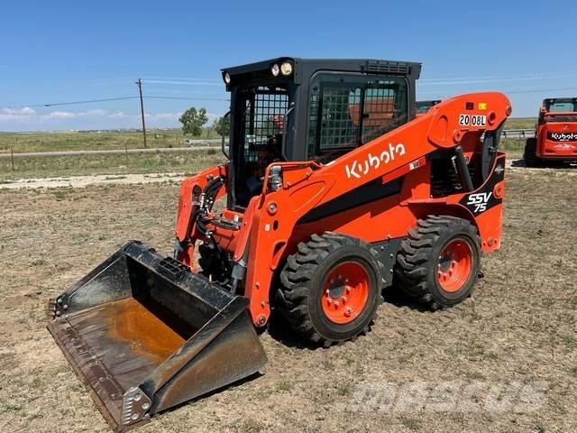 Kubota SSV75 Krautuvai su šoniniu pasukimu