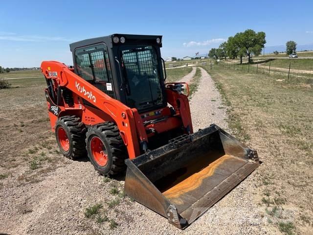 Kubota SSV75 Krautuvai su šoniniu pasukimu