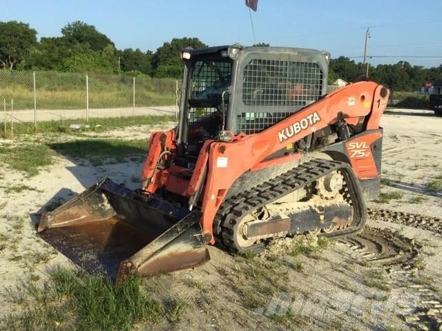 Kubota SVL75-2 Krautuvai su šoniniu pasukimu