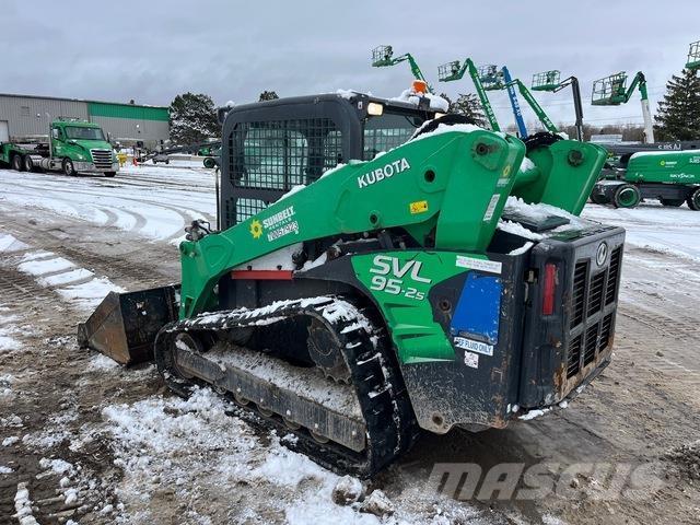 Kubota SVL95-2 Krautuvai su šoniniu pasukimu