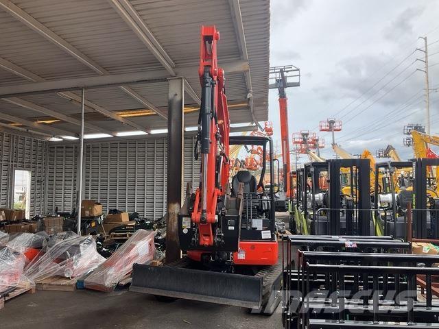 Kubota U35-4R1 Vikšriniai ekskavatoriai