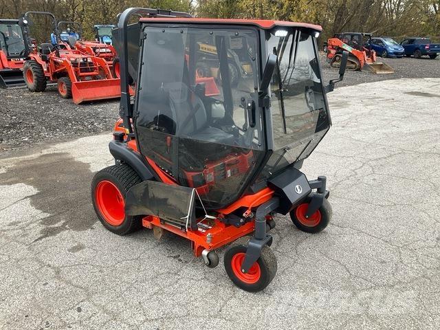 Kubota ZD1211 Statyba - Kita