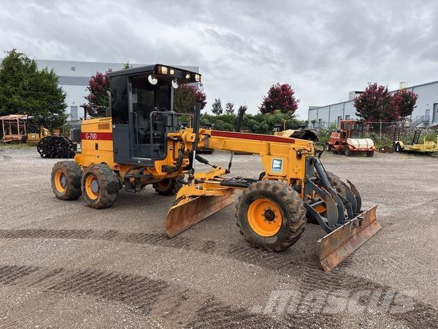 LeeBoy G700 Greideriai