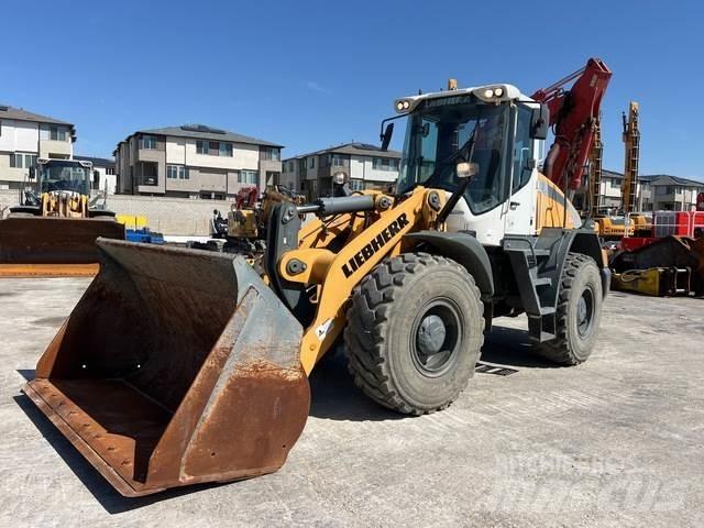 Liebherr L546 Naudoti ratiniai krautuvai