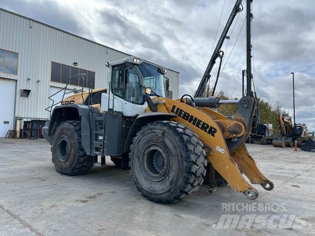 Liebherr L586 Naudoti ratiniai krautuvai