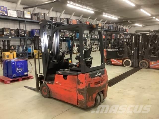 Linde E18 Elektriniai šakiniai krautuvai