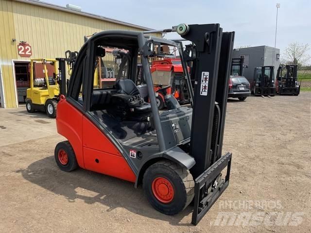 Linde H35D Statyba - Kita