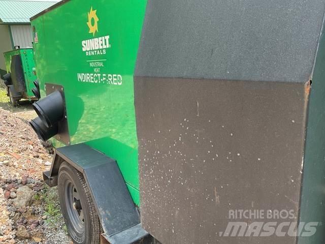 MAC 800G Šildymo ir šaldymo įranga