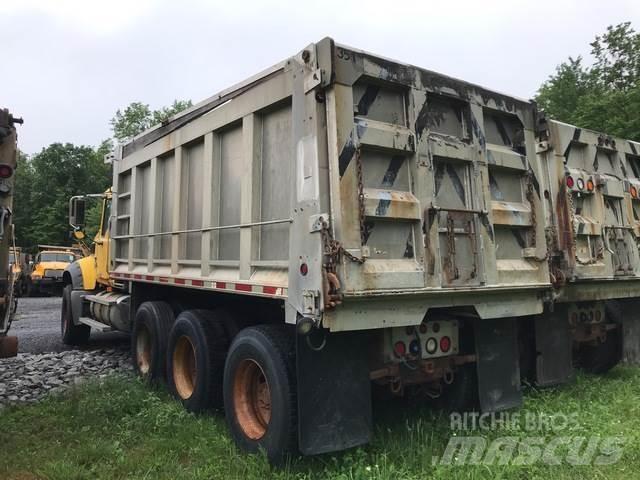 Mack 700 Sniego peiliai ir valytuvai