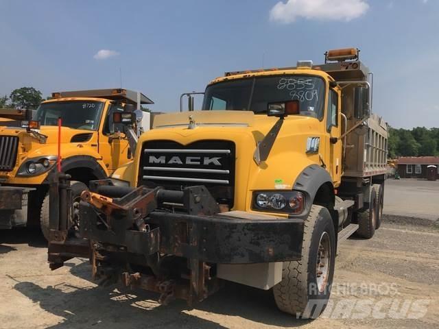 Mack 700 Sniego peiliai ir valytuvai
