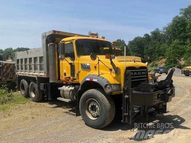 Mack 700 Sniego peiliai ir valytuvai