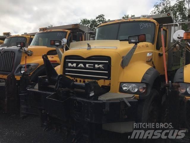 Mack 700 Sniego peiliai ir valytuvai