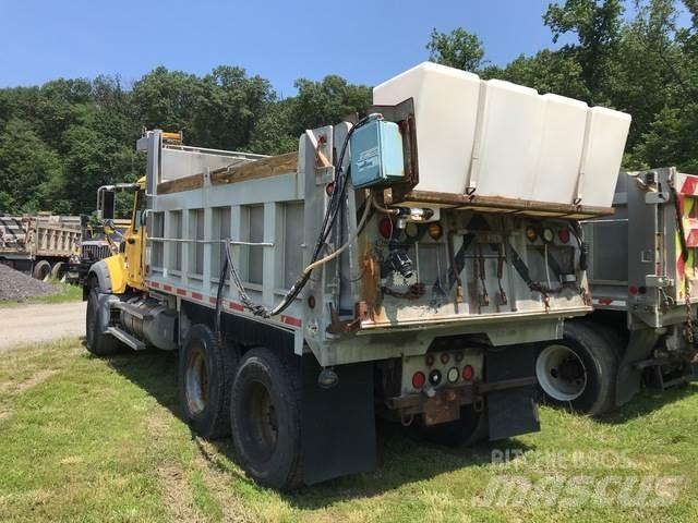 Mack 700 Sniego peiliai ir valytuvai