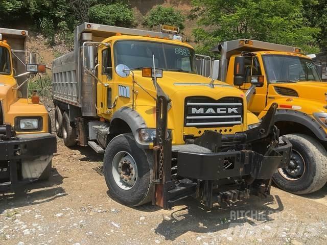 Mack 700 Sniego peiliai ir valytuvai