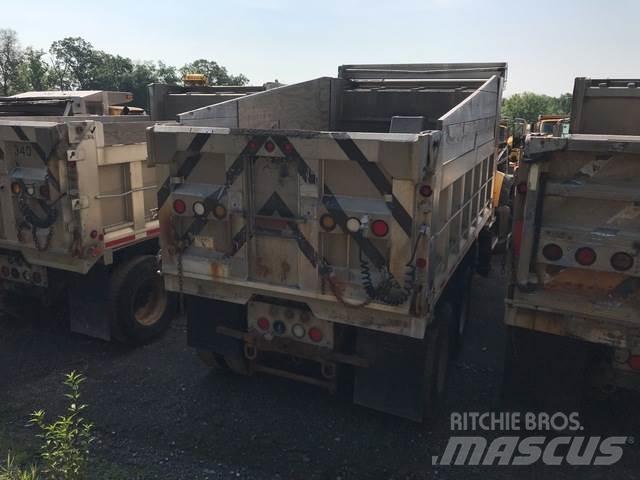 Mack 700 Sniego peiliai ir valytuvai
