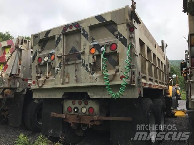 Mack 700 Sniego peiliai ir valytuvai