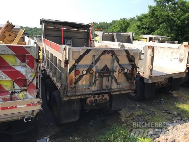 Mack 700 Sniego peiliai ir valytuvai