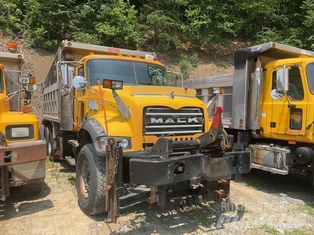 Mack 700 Sniego peiliai ir valytuvai