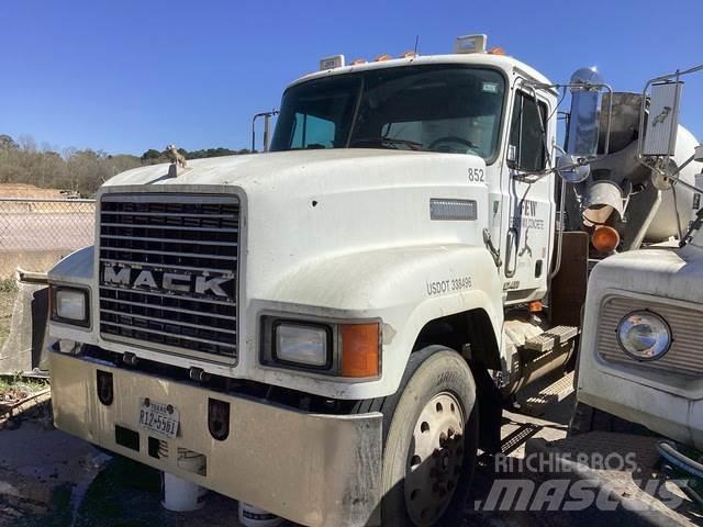 Mack CH613 Naudoti vilkikai