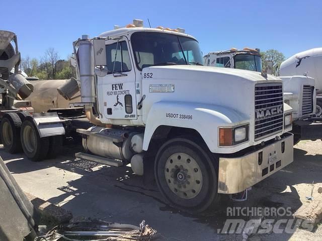 Mack CH613 Naudoti vilkikai