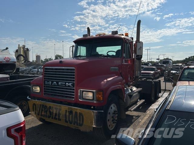 Mack CH613 Naudoti vilkikai