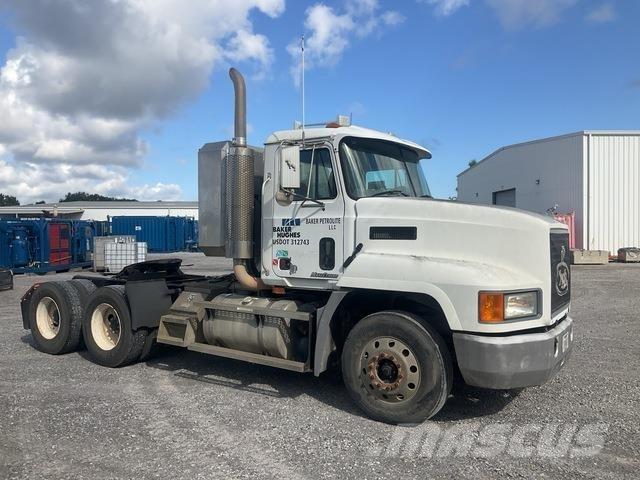 Mack CH613 Naudoti vilkikai