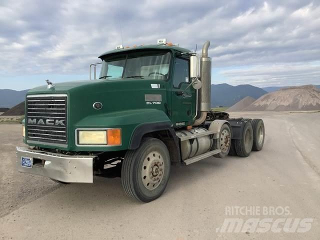 Mack CL733 Naudoti vilkikai