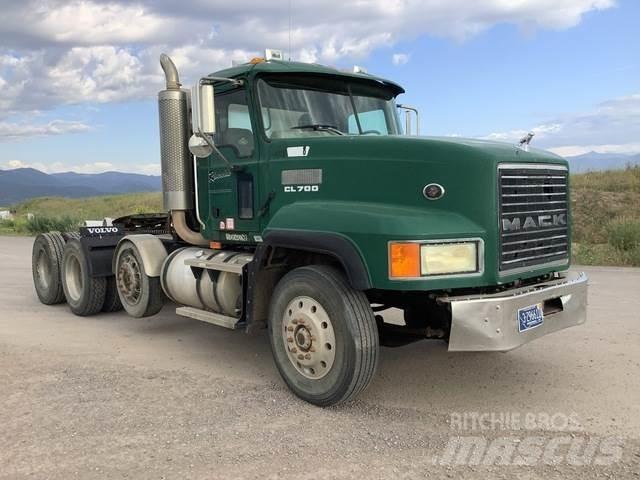 Mack CL733 Naudoti vilkikai