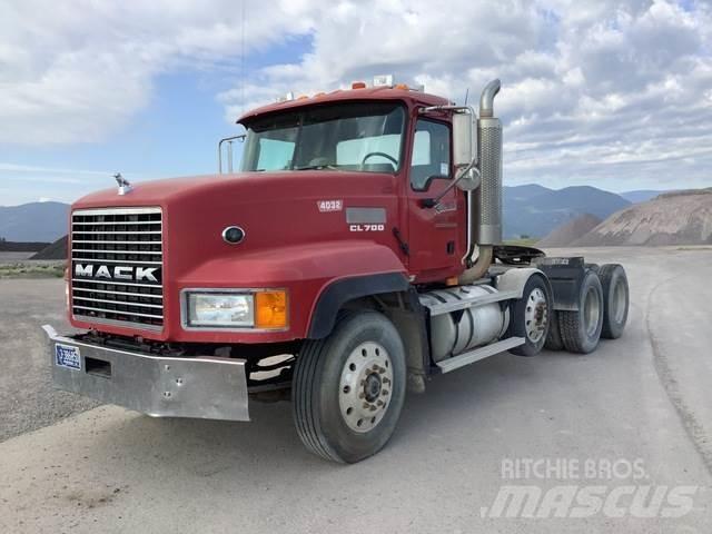 Mack CL733 Naudoti vilkikai